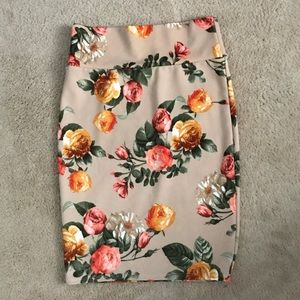 Lularoe Cassie
